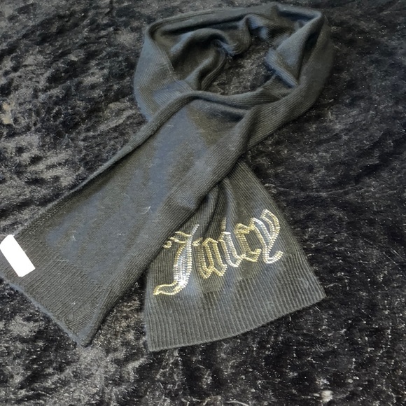 juicy couture scarf - Picture 2 of 4